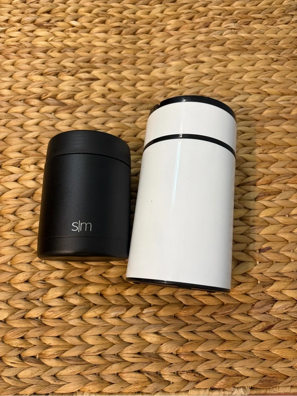 Set of two food storage thermos containers